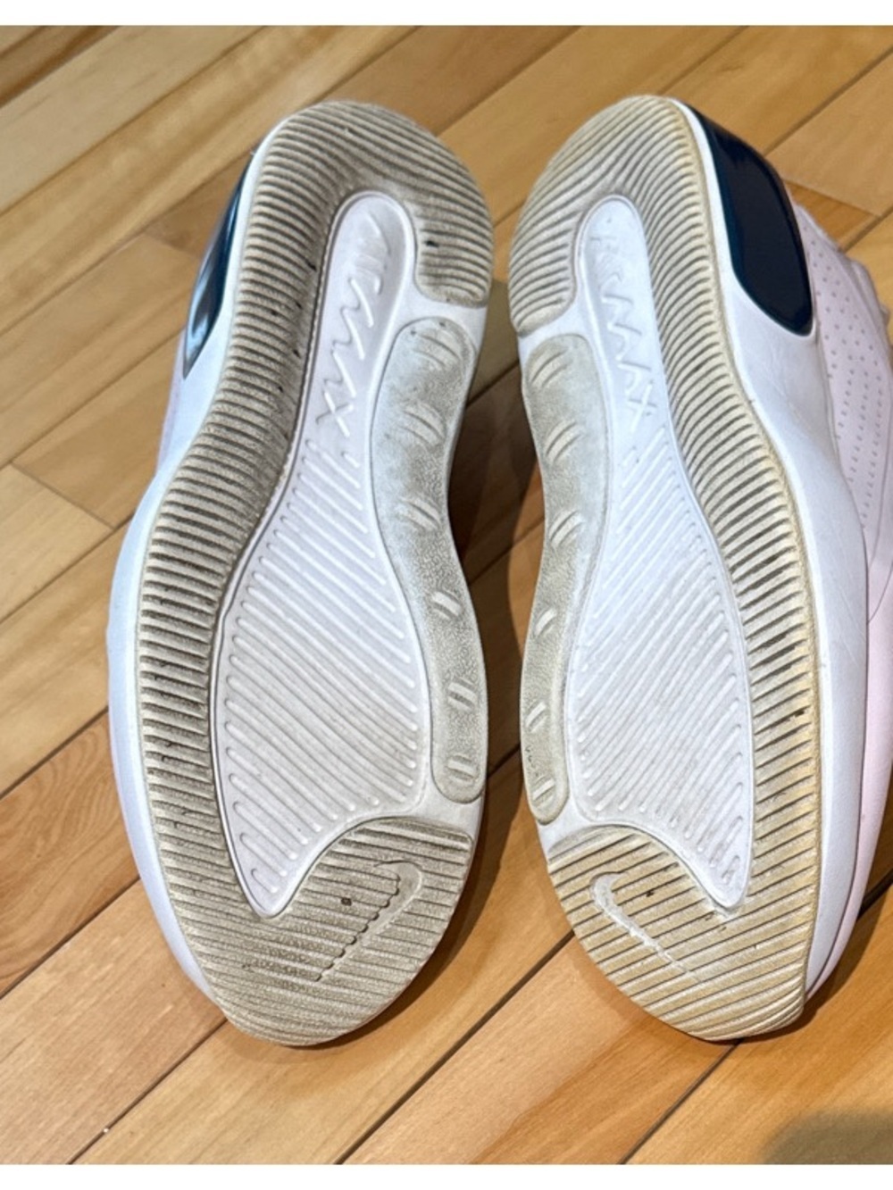 Nike Air Max Dia Shoes - Picture 7 of 8